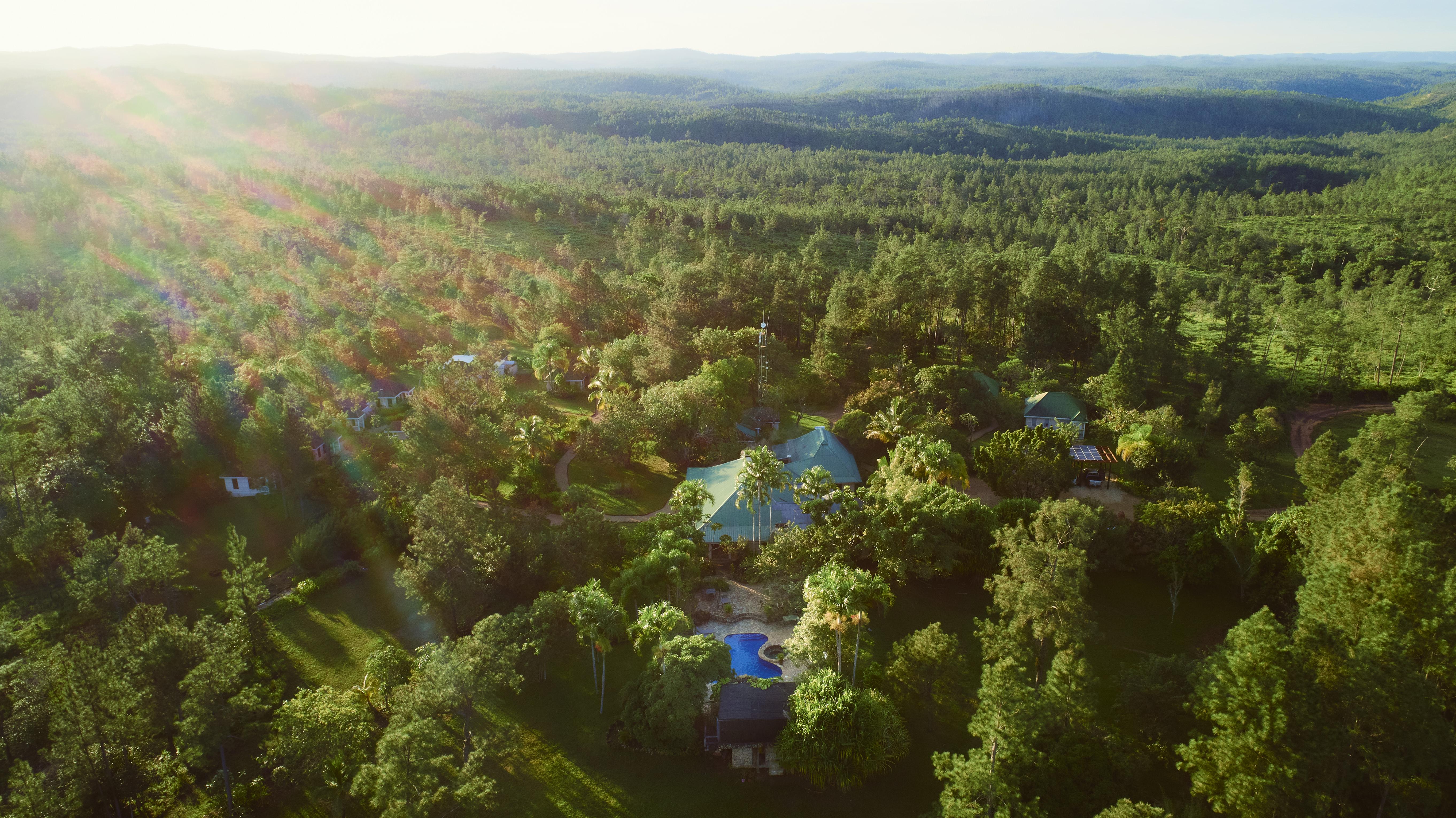 Hidden Valley Wilderness Lodge Blancaneau エクステリア 写真