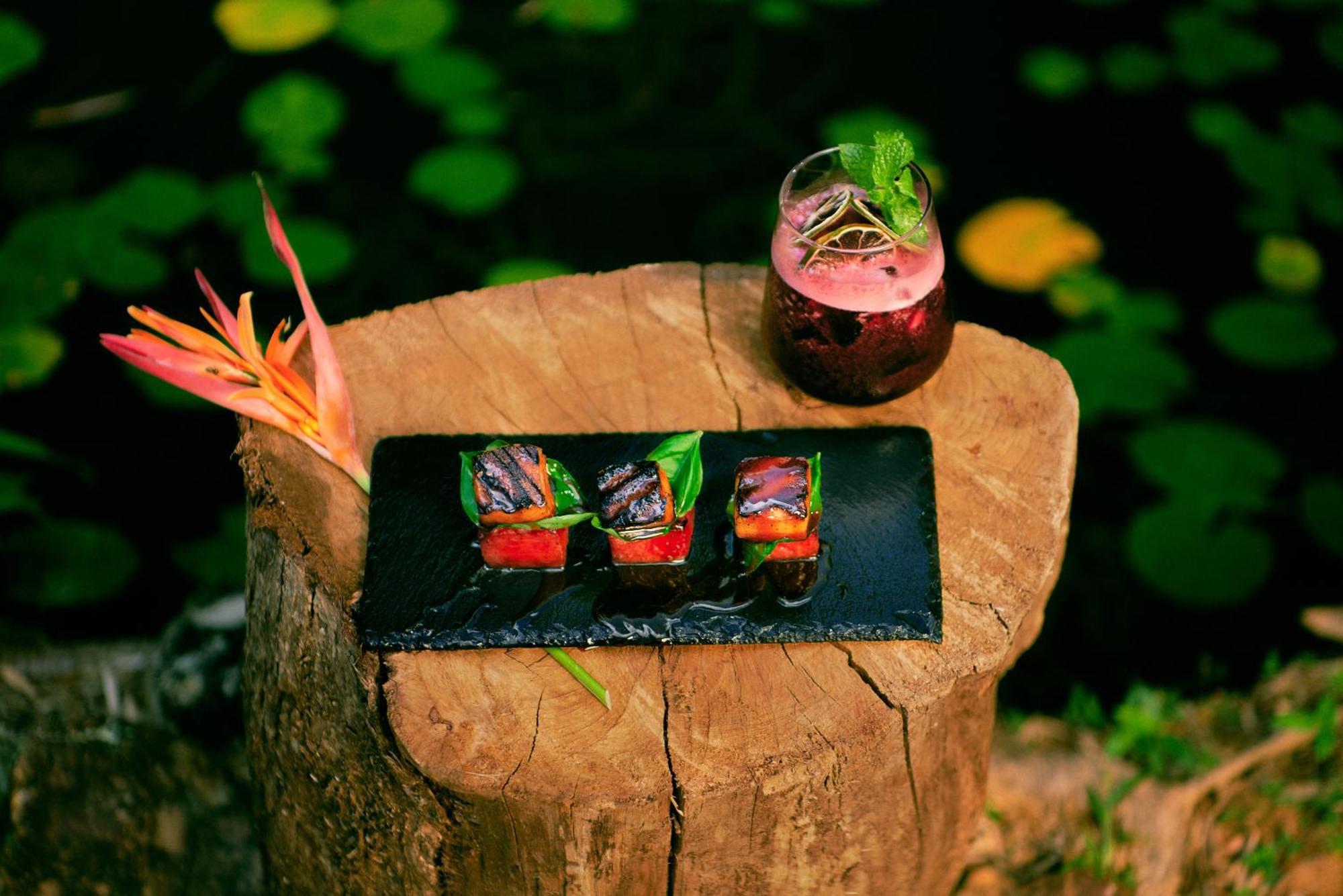 Hidden Valley Wilderness Lodge Blancaneau エクステリア 写真