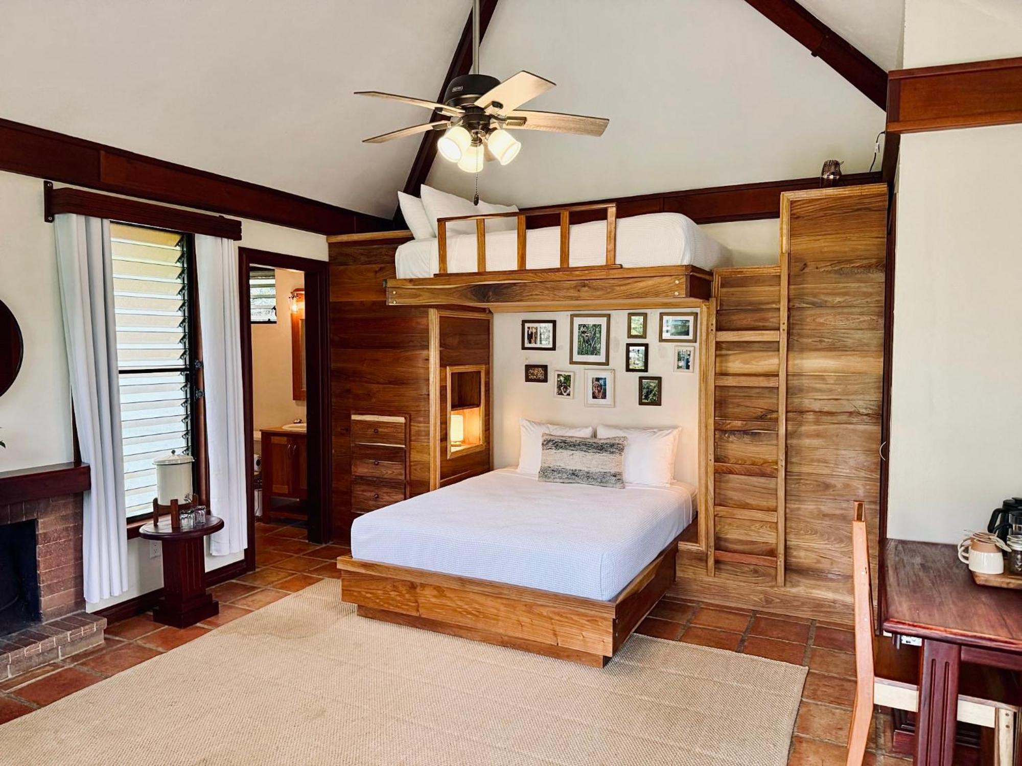 Hidden Valley Wilderness Lodge Blancaneau エクステリア 写真